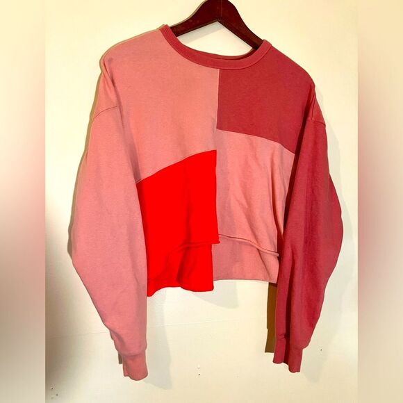 wild fable Tops - Wild Fable, cropped sweatshirt, long sleeve, excellent condition, extra small